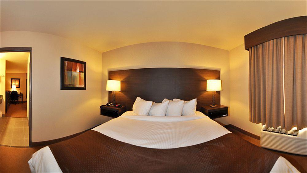 Best Western Plus Saint John Hotel & Suites מראה חיצוני תמונה