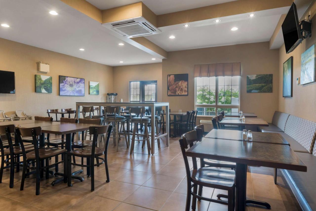 Best Western Plus Saint John Hotel & Suites מראה חיצוני תמונה