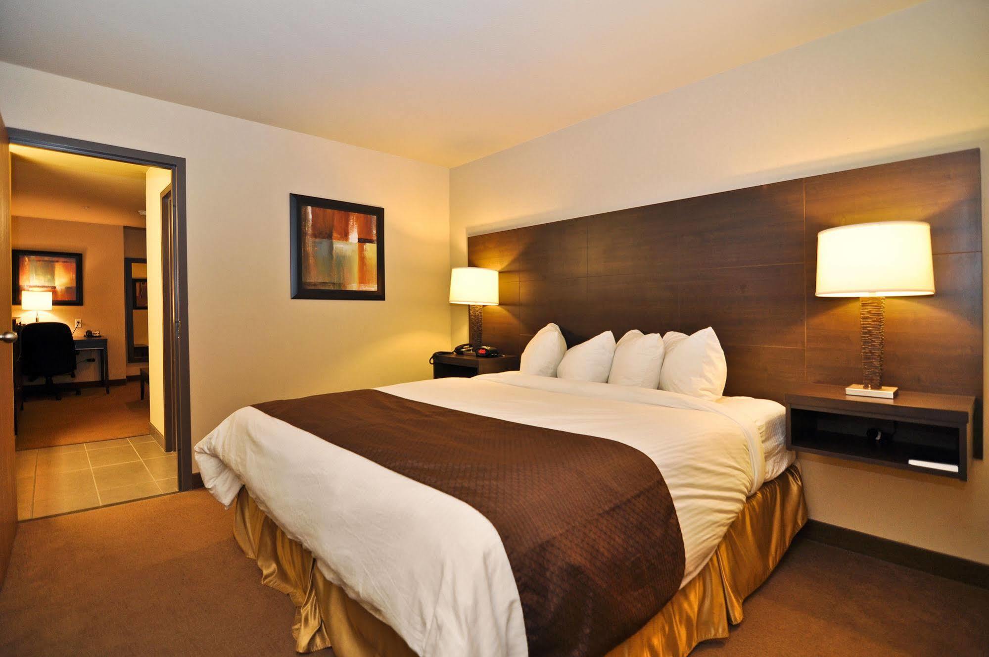 Best Western Plus Saint John Hotel & Suites מראה חיצוני תמונה