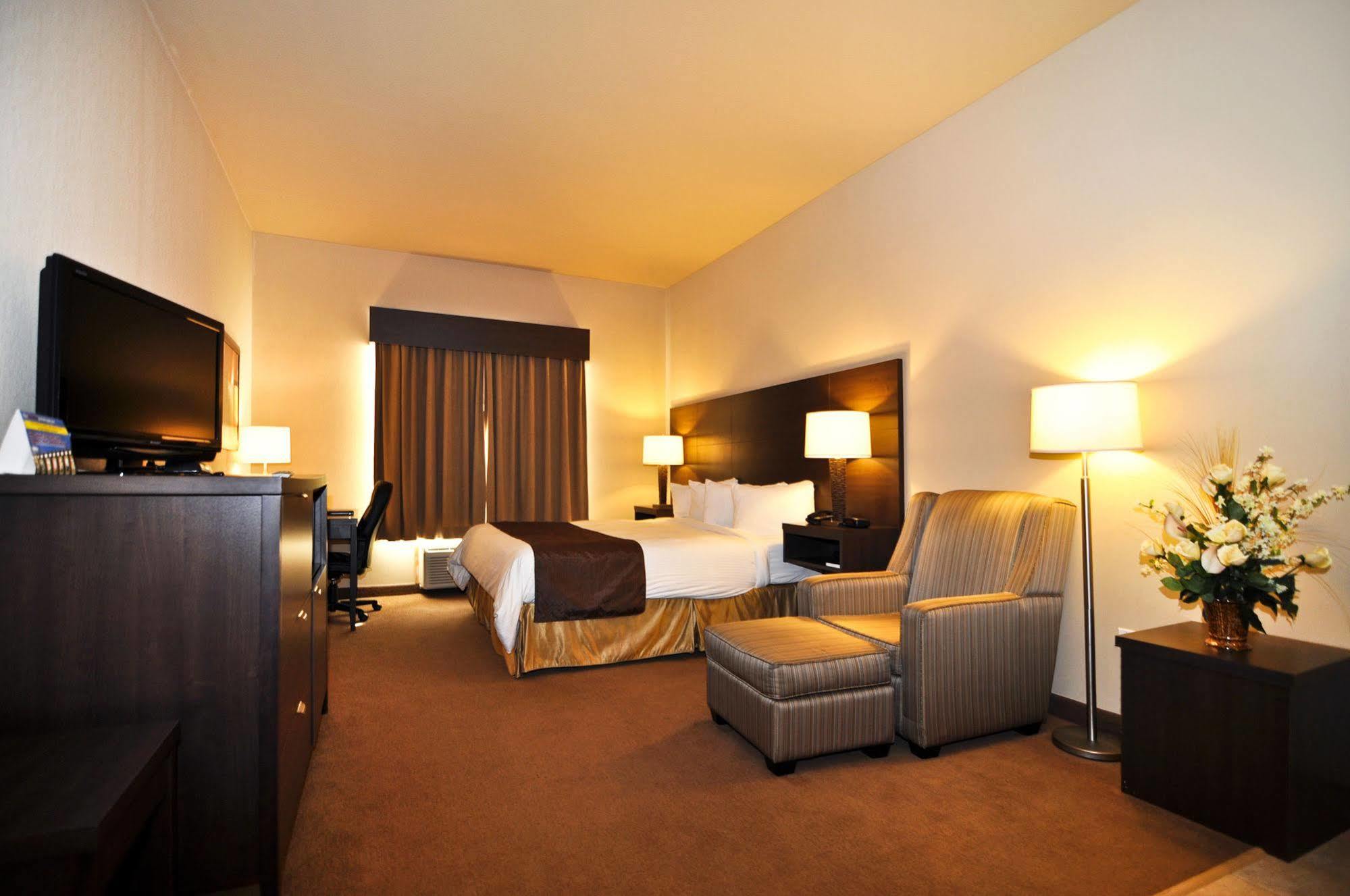 Best Western Plus Saint John Hotel & Suites מראה חיצוני תמונה